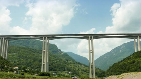 龍潭河大橋高墩